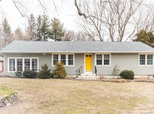 5 Chandler Dr, Prospect, CT 06712