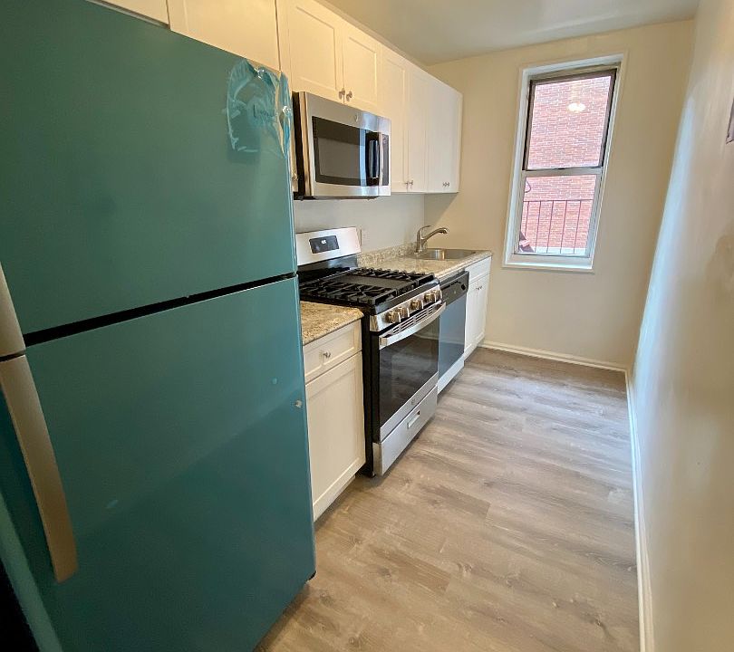1st image of 4 Barker Ave #1A