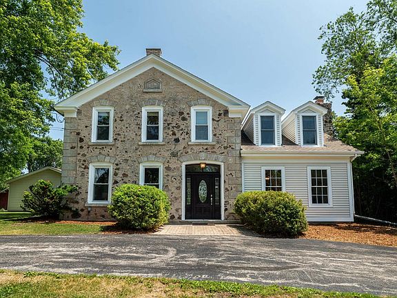 2nd image of 628 Port Washington ROAD