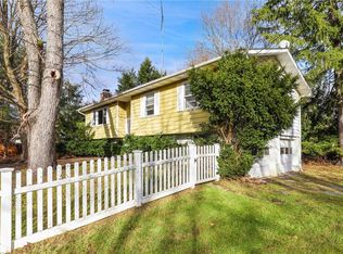 342 Sylvan Lake Rd, Hopewell Junction, NY 12533