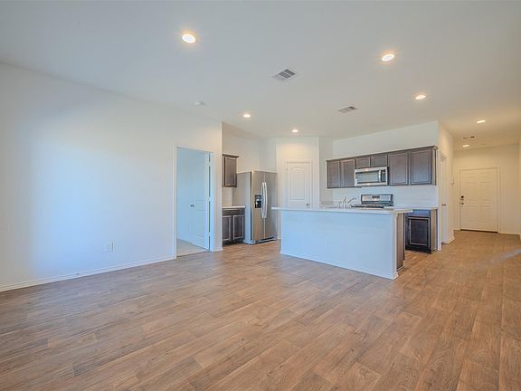 3rd image of 5230 Vincent Rose Ct