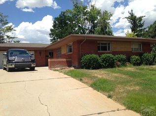 23 Robertson Rd, Pueblo, CO 81001