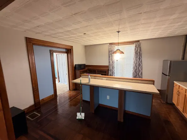 114 3rd St SE #1, Massillon, OH 44646