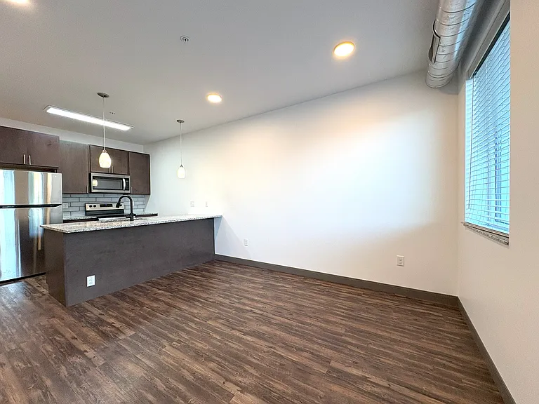 The Pearl Apartments — Photo 11