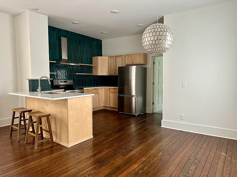 1416 William St #1 — Photo 4