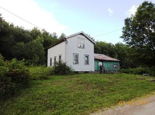 12056 Hill Rd, Conneautville, PA 16406