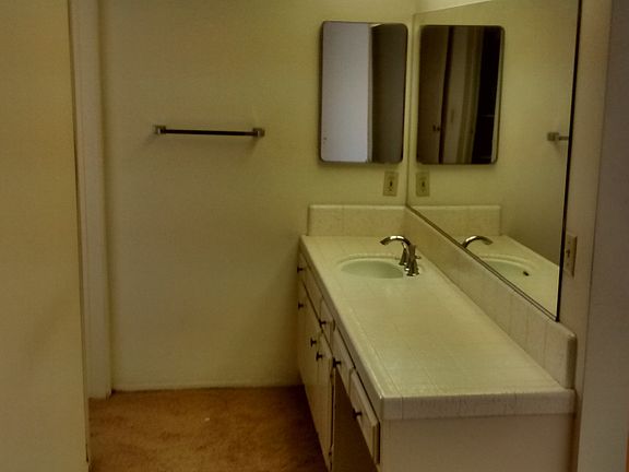 Master BR Dressing Area