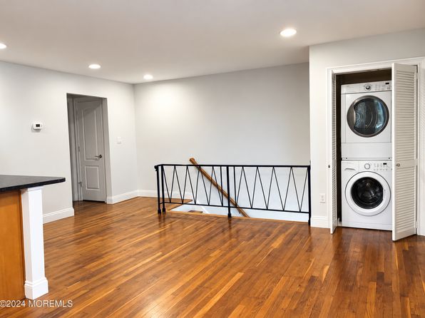 317 7th Ave APT 2