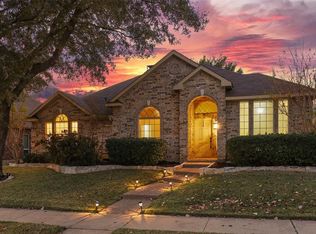 1452 Mayflower Ln, Lewisville, TX 75077