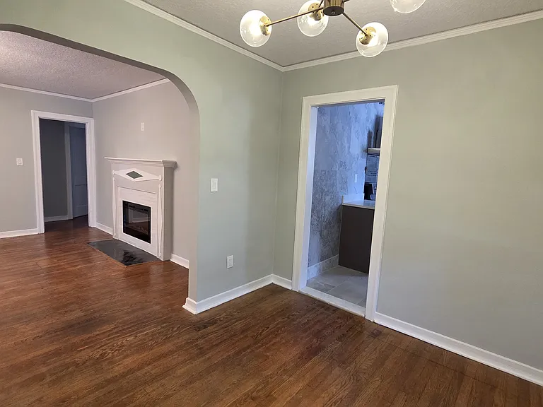 1243 Monterey St — Photo 11