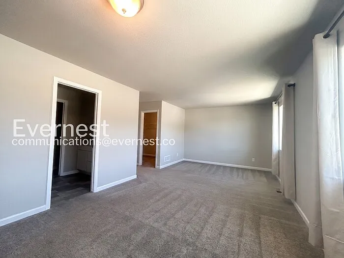 6361 Old Glory Dr — Photo 10