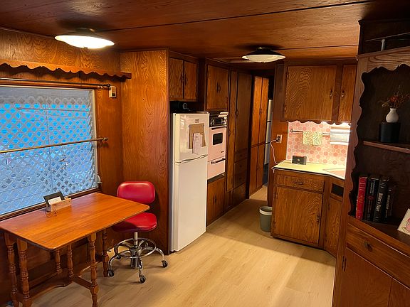 3rd image of 2630 Portola Dr #7