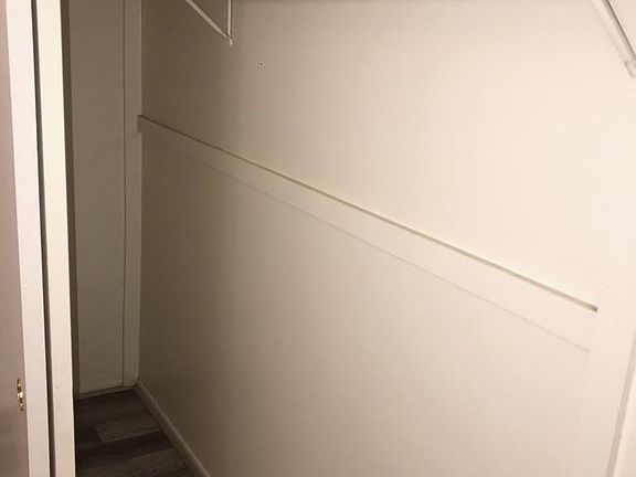3rd image of 733 W Aeroplane Blvd