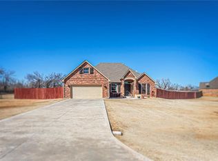 938 County Street 2932, Tuttle, OK 73089