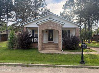 50 Asbury Dr, Starkville, MS 39759