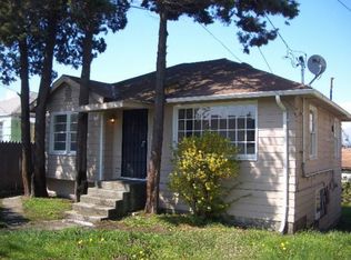 732 S Kenyon St, Seattle, WA 98108