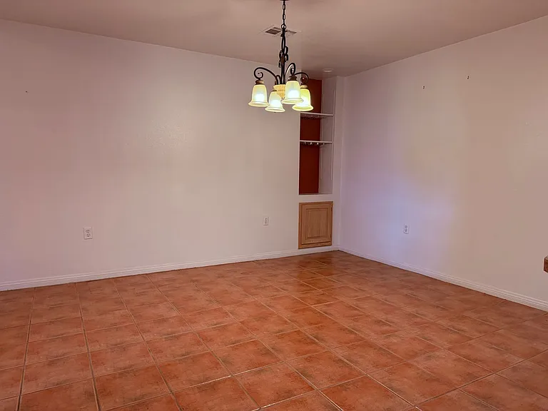 5320 Fieldstone Rd — Photo 6
