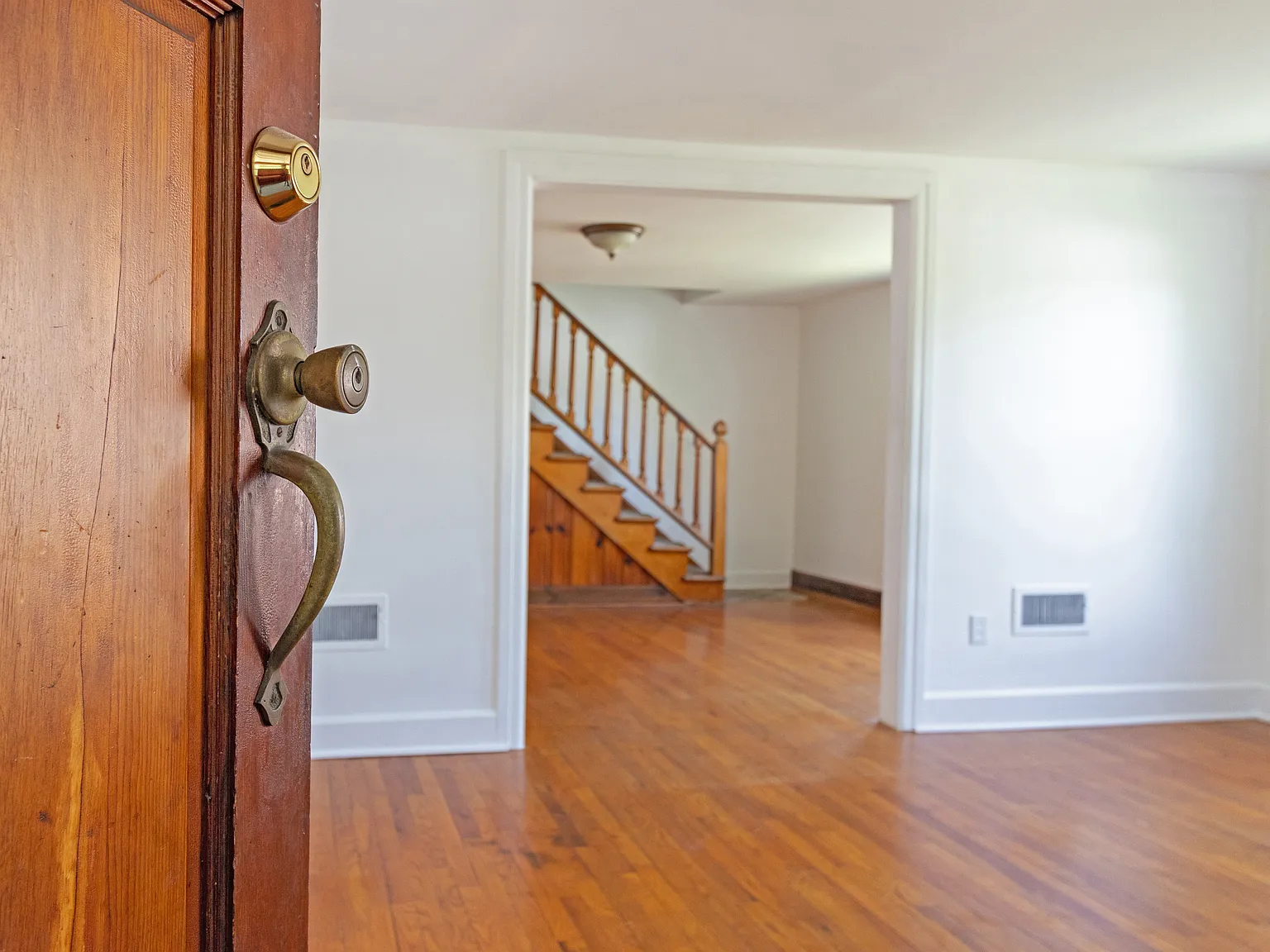 2 bed, 1.5 bath, 1224 sqft, $2,800 — Photo 1