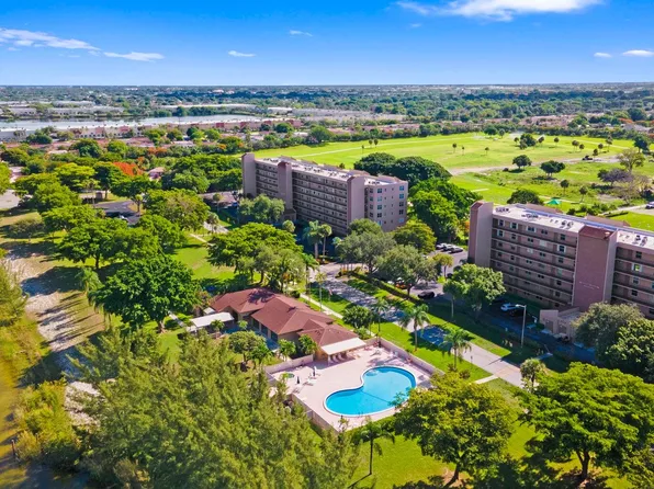 4570 NW 18th Avenue #609, Deerfield Beach, FL 33064