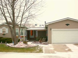 50052 Spicer Ct S, Shelby Township, MI 48315