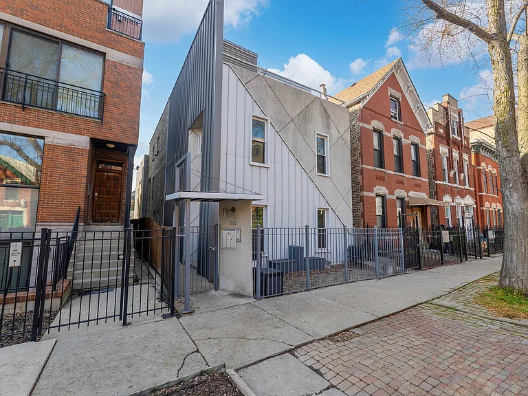1060 N Hermitage Ave #3 — Photo 31