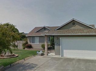 206 Nicholas Ct, Sutherlin, OR 97479