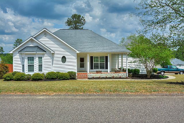 1st image of 109 Royal Pine Dr