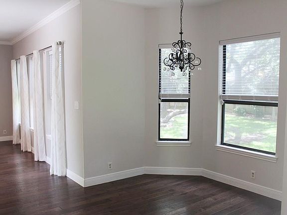 4th image of 10510 Tweedsmuir Dr