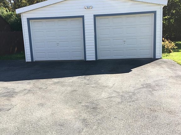 4th image of 23 Tracey St