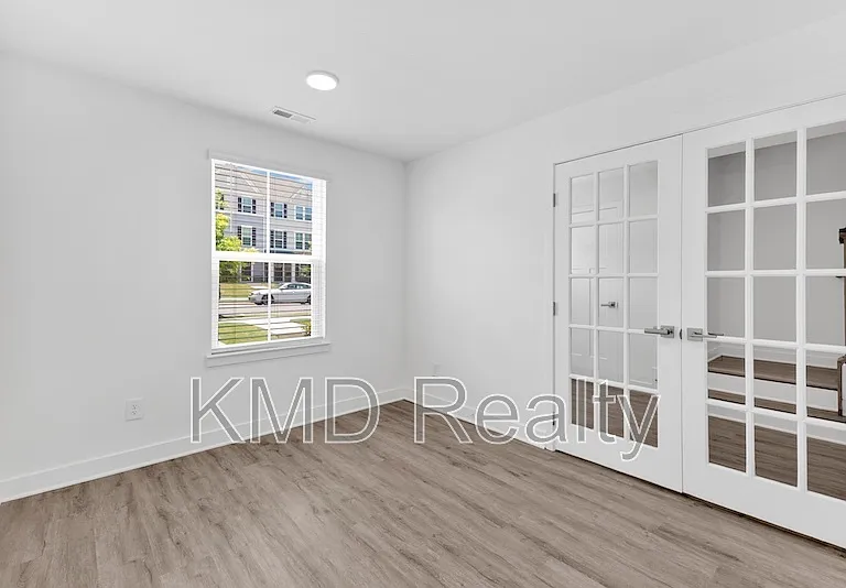 1713 Aspire St — Photo 4