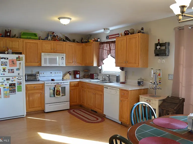 133 Chelmsford Dr — Photo 6