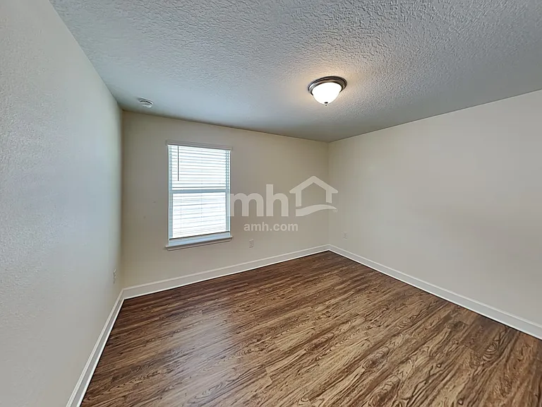 4436 Reisswood Loop — Photo 12