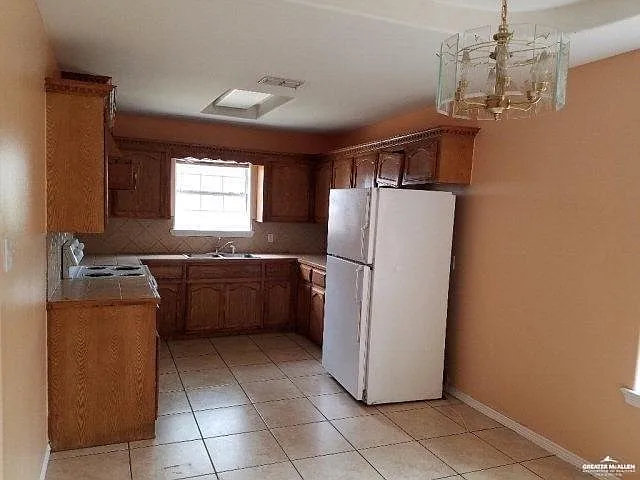 3604 Kingsborough Ave — Photo 6