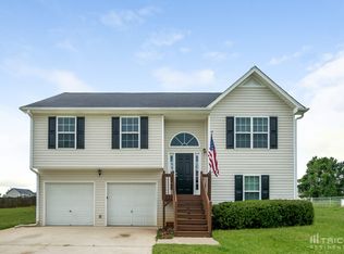 501 Twin Oaks Ln, Dallas, GA 30157