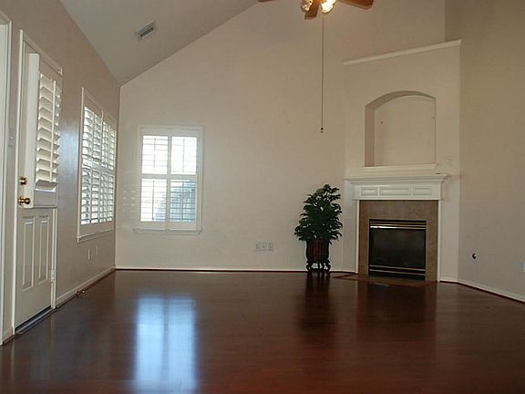 4th image of 6510 N Gena Lee Dr