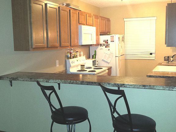 5th image of 1608 Claydell Dr