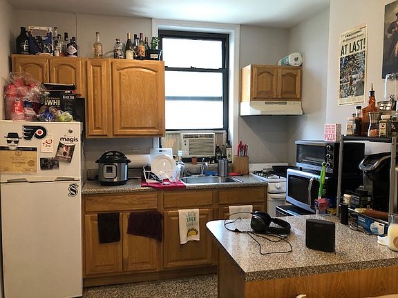 5th image of 505 Grand St #1