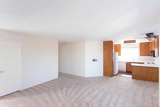 5th image of 255 Ash Ave APT D