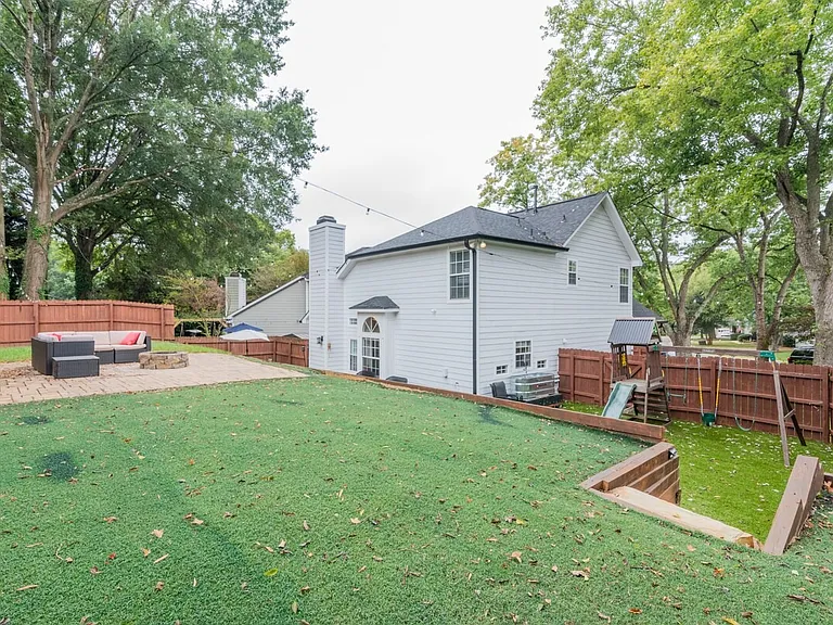 3516 Mill Stream Ct — Photo 3