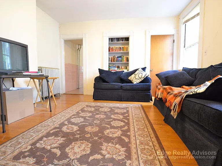 7 Sparhawk St #1 — Photo 4