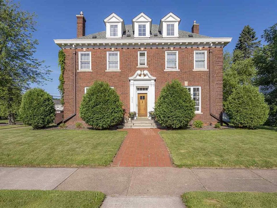 2435 Hammond Ave, Superior, WI 54880 Zillow