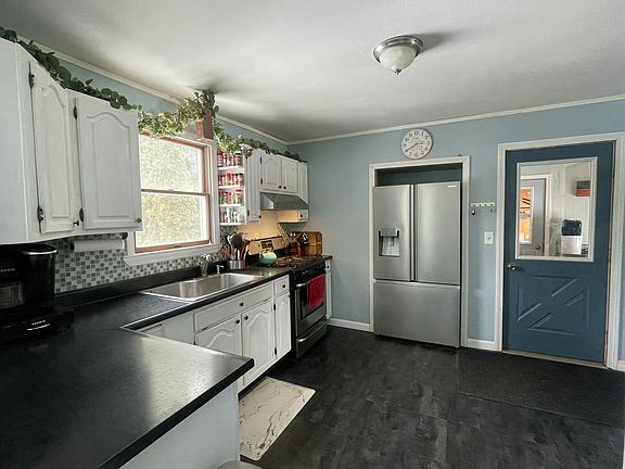 2nd image of 35 Merryman Road