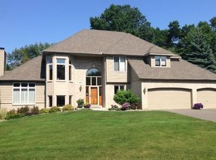 4976 Royale Pl, Eagan, MN 55122