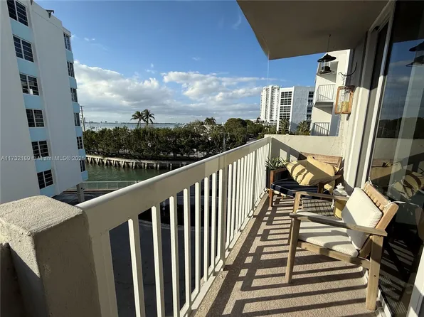 1670 Bay Rd APT 4E, Miami Beach, FL 33139