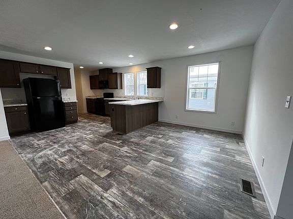2nd image of 236 Macoun #707