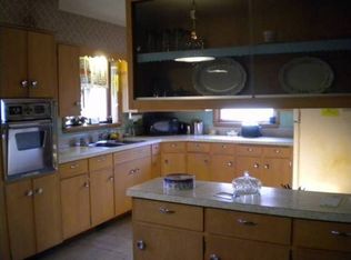 4401 33rd Ave SW, Cedar Rapids, IA 52404