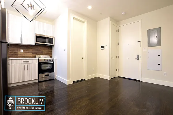 Rented by null | media 10