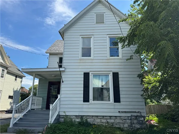 221 S Hamilton St, Watertown, NY 13601