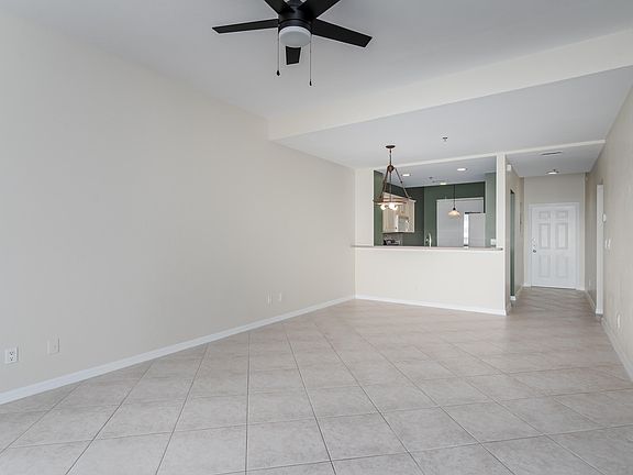 3rd image of 886 Park Ave Unit 402