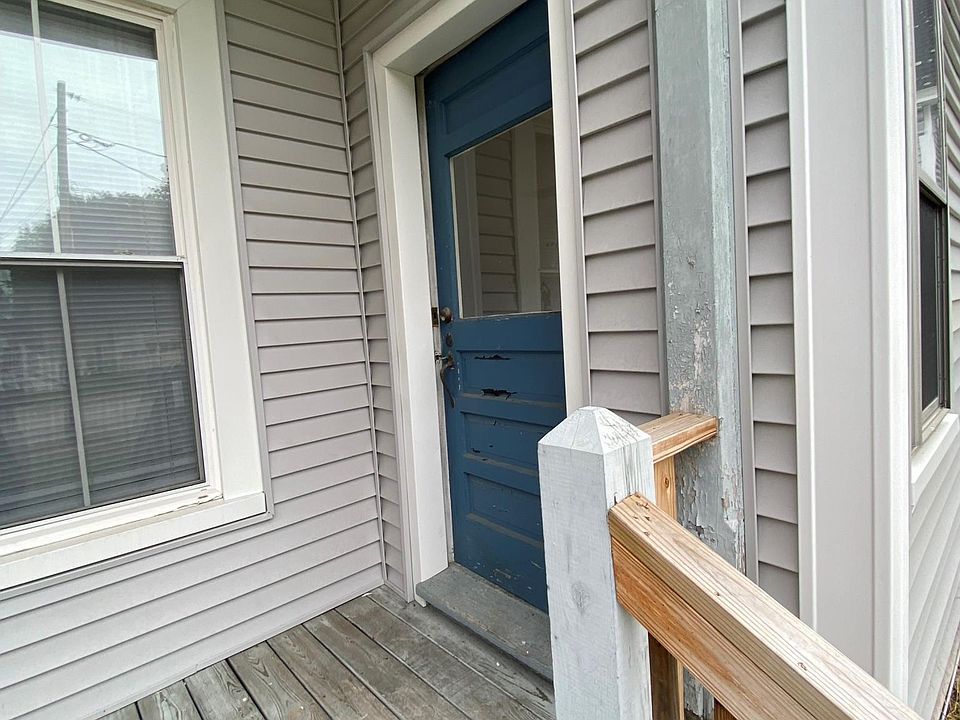 Side Entrance